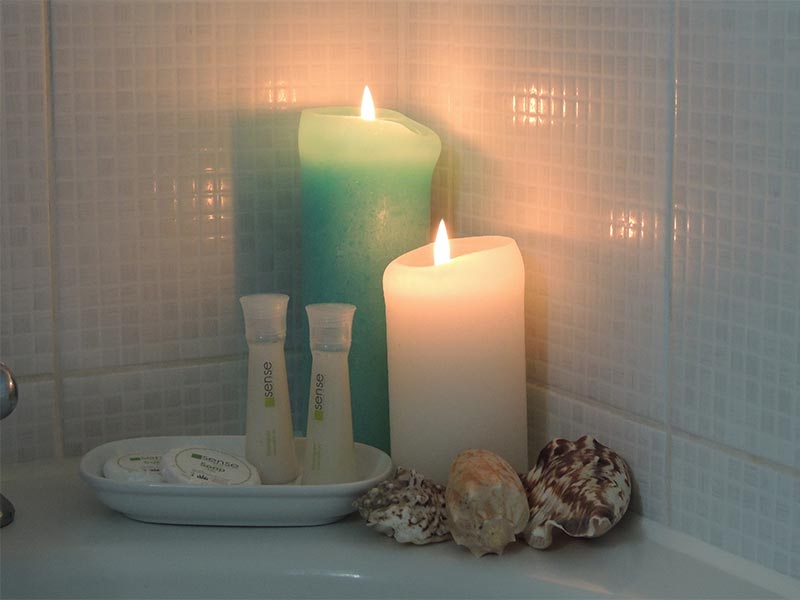 Salle de bain - savons et shampoing © Gite Les 3 Voiles